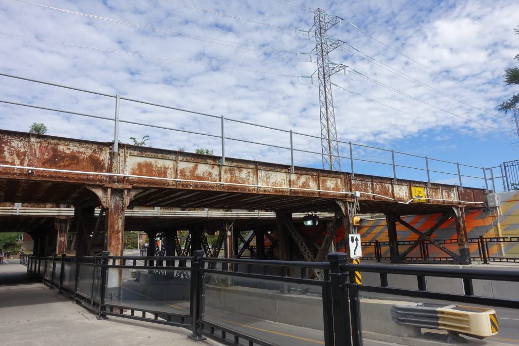 Bridge over Davenport Rd.